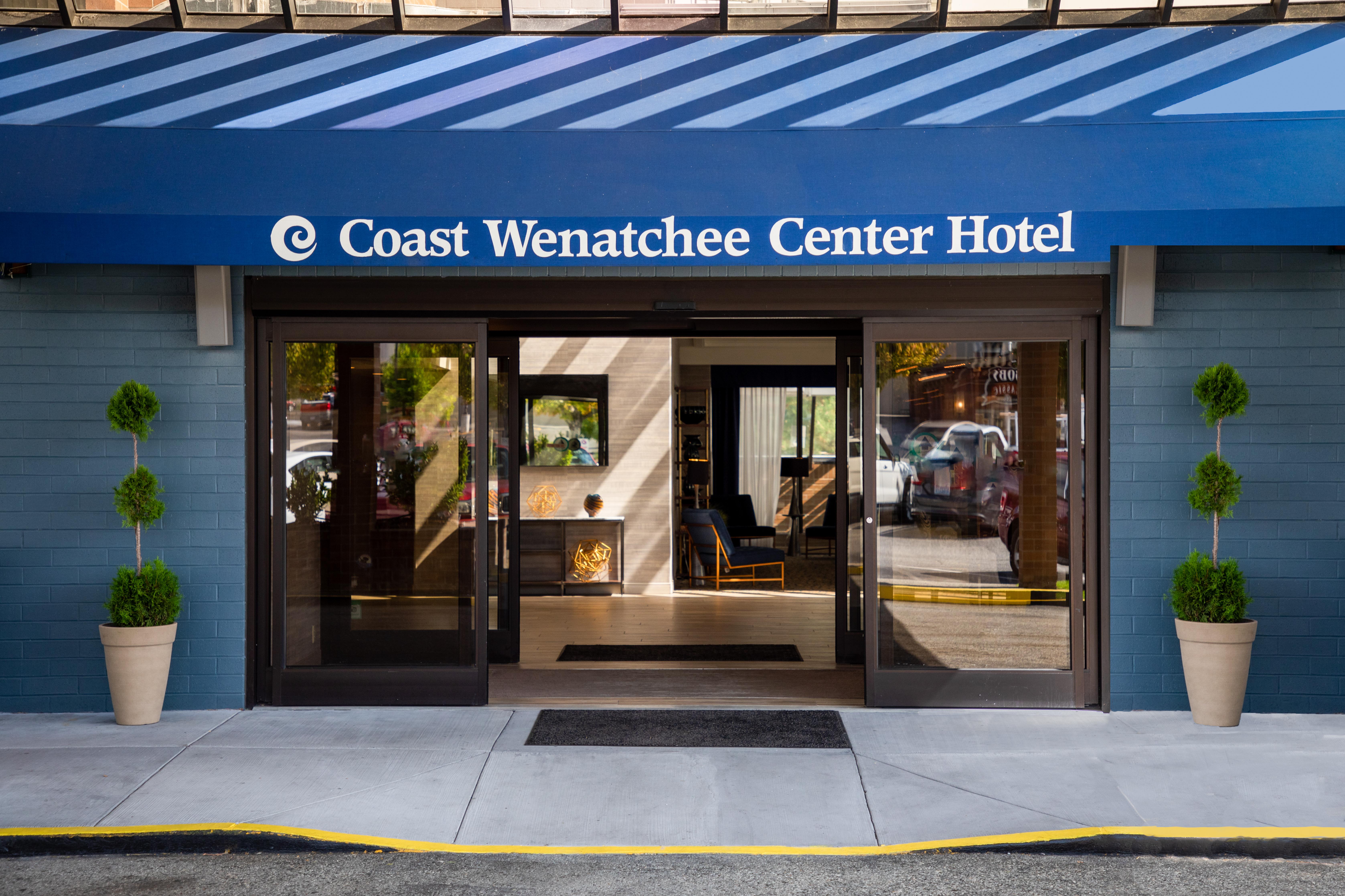 Coast Wenatchee Center Hotel (Adults Only) Extérieur photo